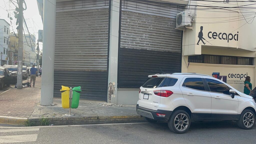 Centro para Ciegos en Santiago sigue cerrado y advierte protestas - Noticias de hoy en República Dominicana | De Último Minuto