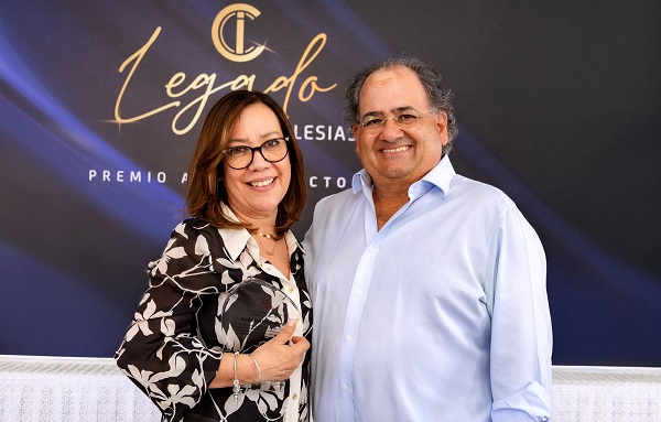César Iglesias reconoce 40 años de servicio Ana Feliz Cordero | 3 | César Iglesias reconoce 40 años de servicio Ana Feliz Cordero - Noticias de hoy en República Dominicana | De Último Minuto