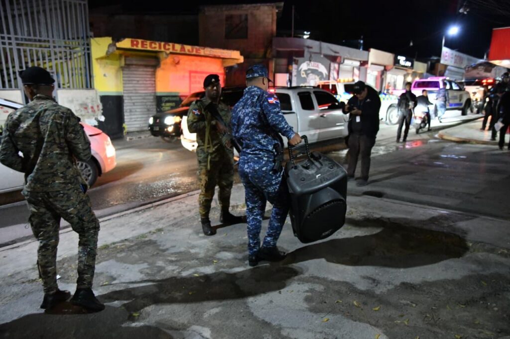 Interior y Policía intensifica operativos antirruidos: COBA clausura 27 negocios y notifica 244 en lo que va de año - Noticias de hoy en República Dominicana | De Último Minuto