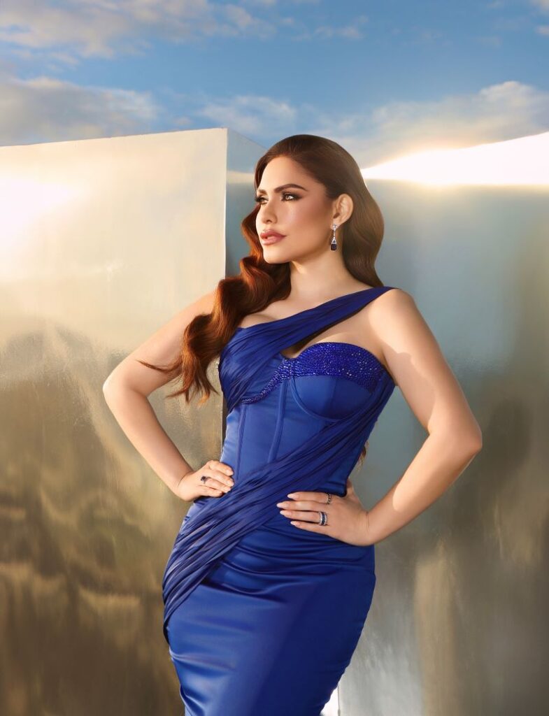 Jenny Blanco desfila por la alfombra de Premios Soberano 2026 - Noticias de hoy en República Dominicana | De Último Minuto