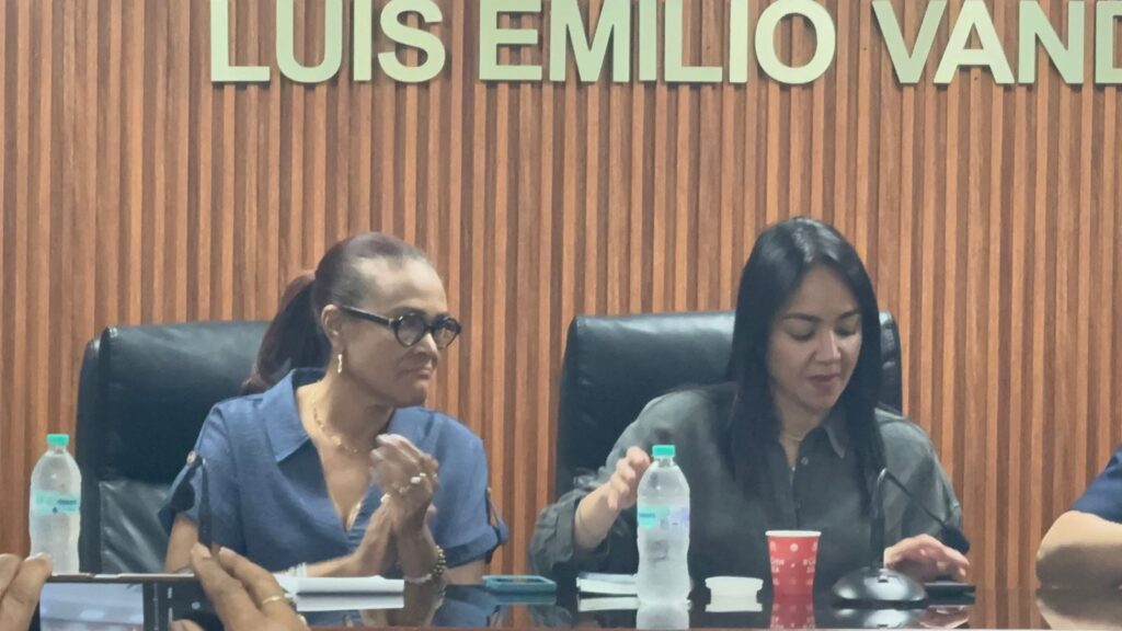 Ministra de Interior y Policía encabeza reunión de seguridad por Semana Santa 2026 en Las Terrenas, Samaná | 3 | Ministra de Interior y Policía encabeza reunión de seguridad por Semana Santa 2026 en Las Terrenas, Samaná - Noticias de hoy en República Dominicana | De Último Minuto