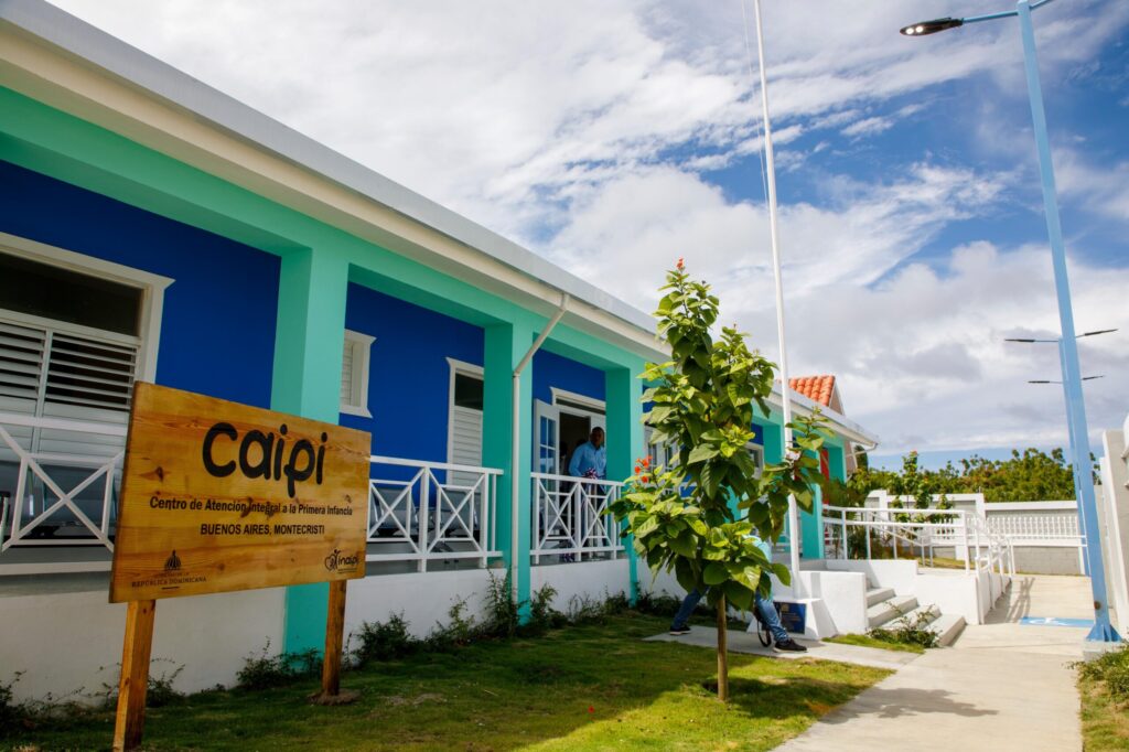 Abinader inaugura centro educativo inicial en honor a gobernadora Nelsy Cruz, fallecida en la tragedia Jet Set | 3 | Abinader inaugura centro educativo inicial en honor a gobernadora Nelsy Cruz, fallecida en la tragedia Jet Set - Noticias de hoy en República Dominicana | De Último Minuto