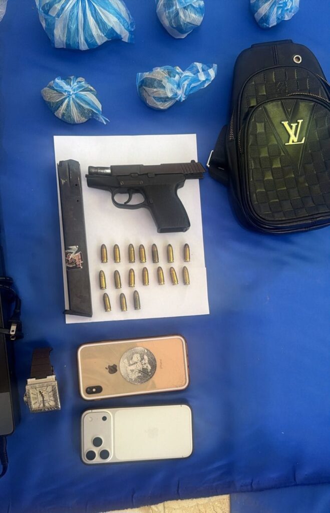 Autoridades desmantelan microtráfico en el DN: cinco detenidos y más de 6,000 gramos de drogas incautadas - Noticias de hoy en República Dominicana | De Último Minuto