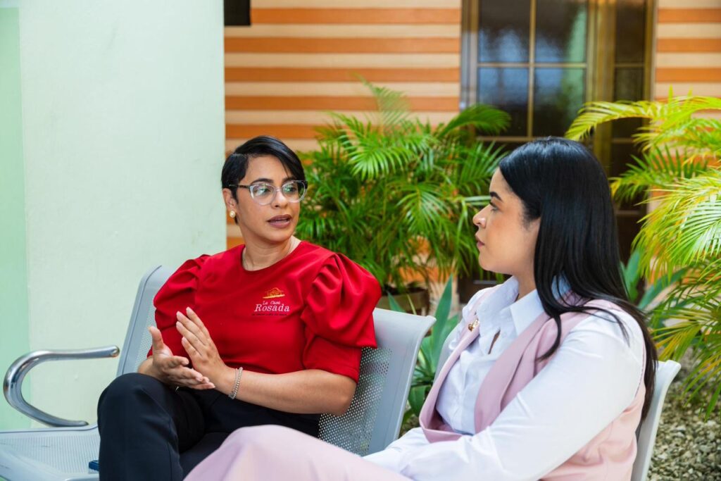 Fuerza femenina y esperanza: la labor de mujeres que cuidan a niños con VIH en La Casa Rosada - Noticias de hoy en República Dominicana | De Último Minuto