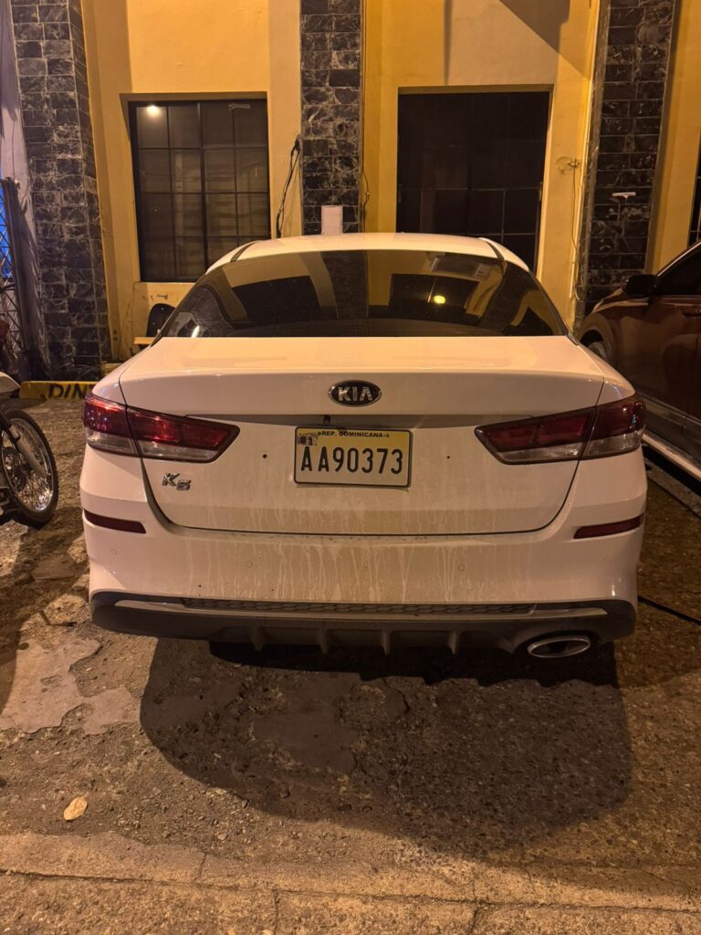 Policía Nacional apresa dos hombres en flagrante delito por robo de pasola en La Vega - Noticias de hoy en República Dominicana | De Último Minuto