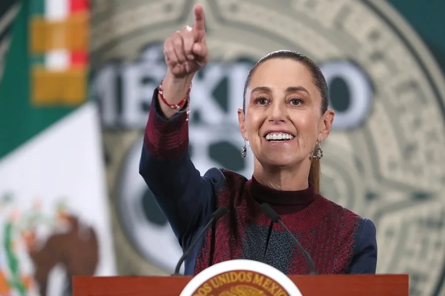 Sheinbaum lanza concurso para elegir a la joven que representará México en la apertura del Mundial