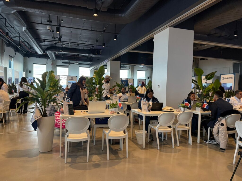 Tras exitoso inicio, continúa este jueves la Feria Inmobiliaria Banreservas con gran dinamismo | 2 | Tras exitoso inicio, continúa este jueves la Feria Inmobiliaria Banreservas con gran dinamismo - Noticias de hoy en República Dominicana | De Último Minuto