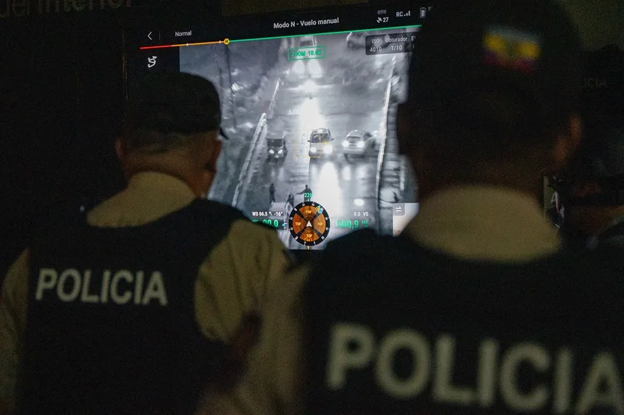 La Fiscalía de Ecuador allana las sedes del Municipio de Guayaquil por presunta falsificación de documentos | 3 | La Fiscalía de Ecuador allana las sedes del Municipio de Guayaquil por presunta falsificación de documentos