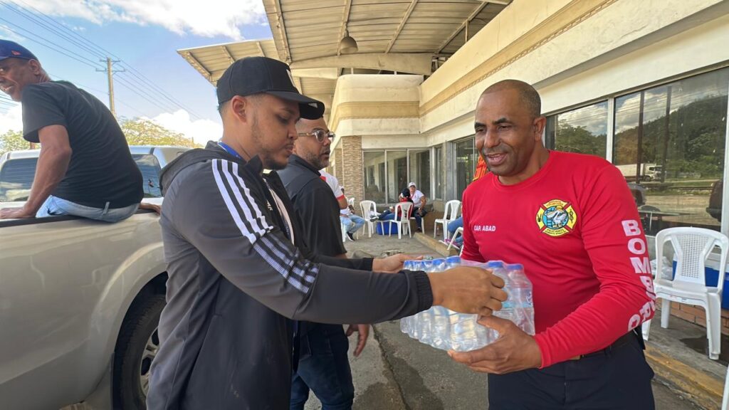 Consejo Ecoturístico y Oficina Senatorial de Bonao entregan apoyo alimenticio a organismos de socorro durante Semana Santa - Noticias de hoy en República Dominicana | De Último Minuto