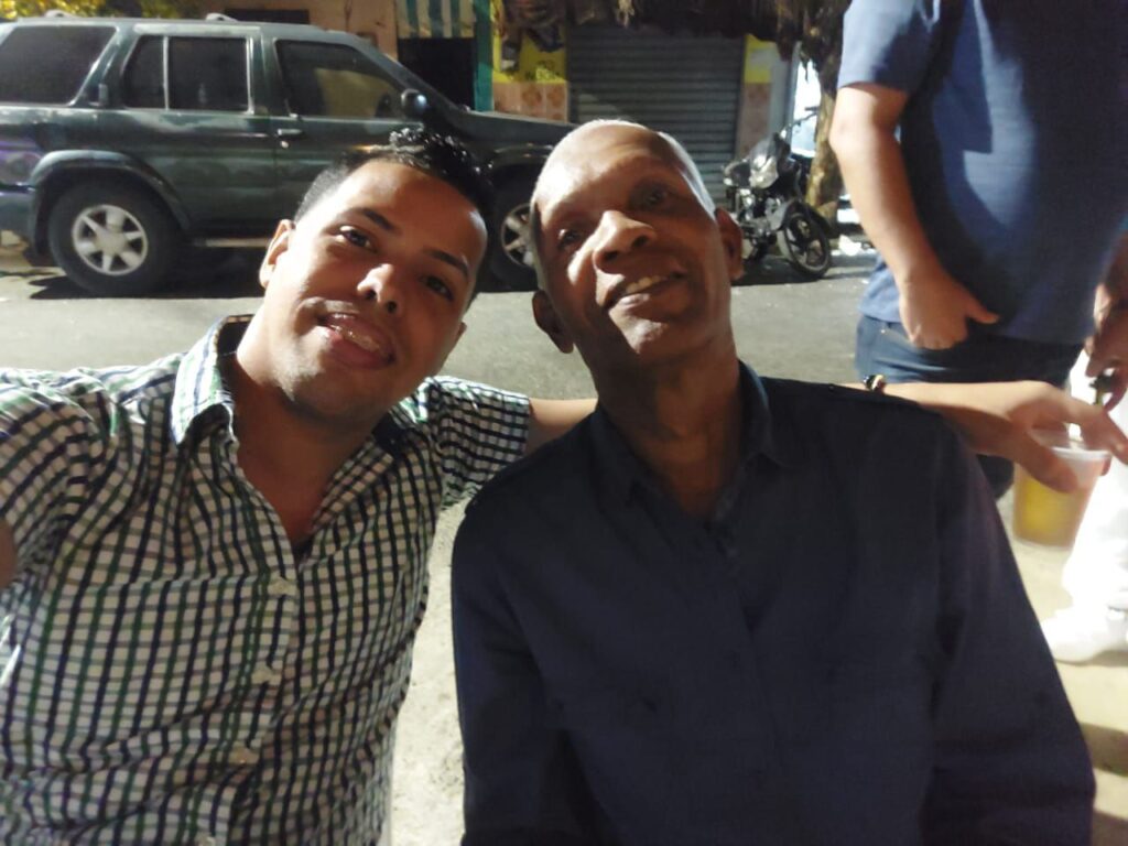 Rogers Espino: el hijo ejemplar que la tragedia del Jet Set arrebató | 3 | Rogers Espino: el hijo ejemplar que la tragedia del Jet Set arrebató - Noticias de hoy en República Dominicana | De Último Minuto