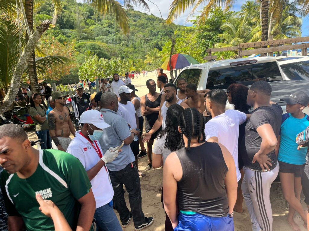 Desaparece joven en aguas de Playa Rincón, Las Galeras - Noticias de hoy en República Dominicana | De Último Minuto