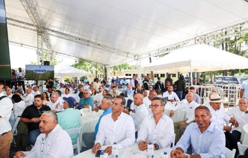 Presidente encabeza apertura de la Cosecha de Arroz 2026 en Monseñor Nouel - Noticias de hoy en República Dominicana | De Último Minuto