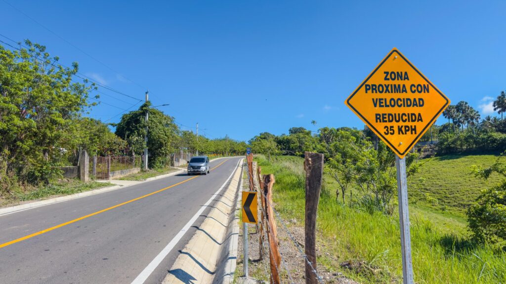 Gobierno deja en funcionamiento tramos La Gina–Conuco Viejo–El Jobo y La Gina–Cementerio de Gina Hueca - Noticias de hoy en República Dominicana | De Último Minuto