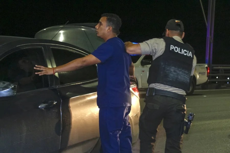 Toque de queda Ecuador