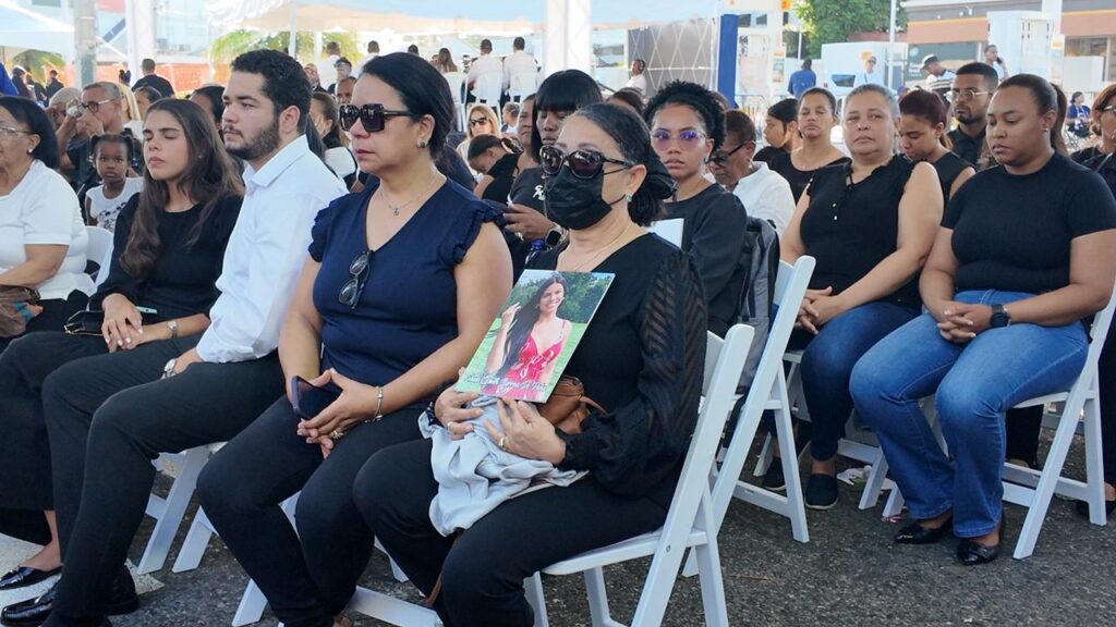 Con Ceremonia eucarística recuerdan a las víctimas del Jet Set en su primer año - Noticias de hoy en República Dominicana | De Último Minuto