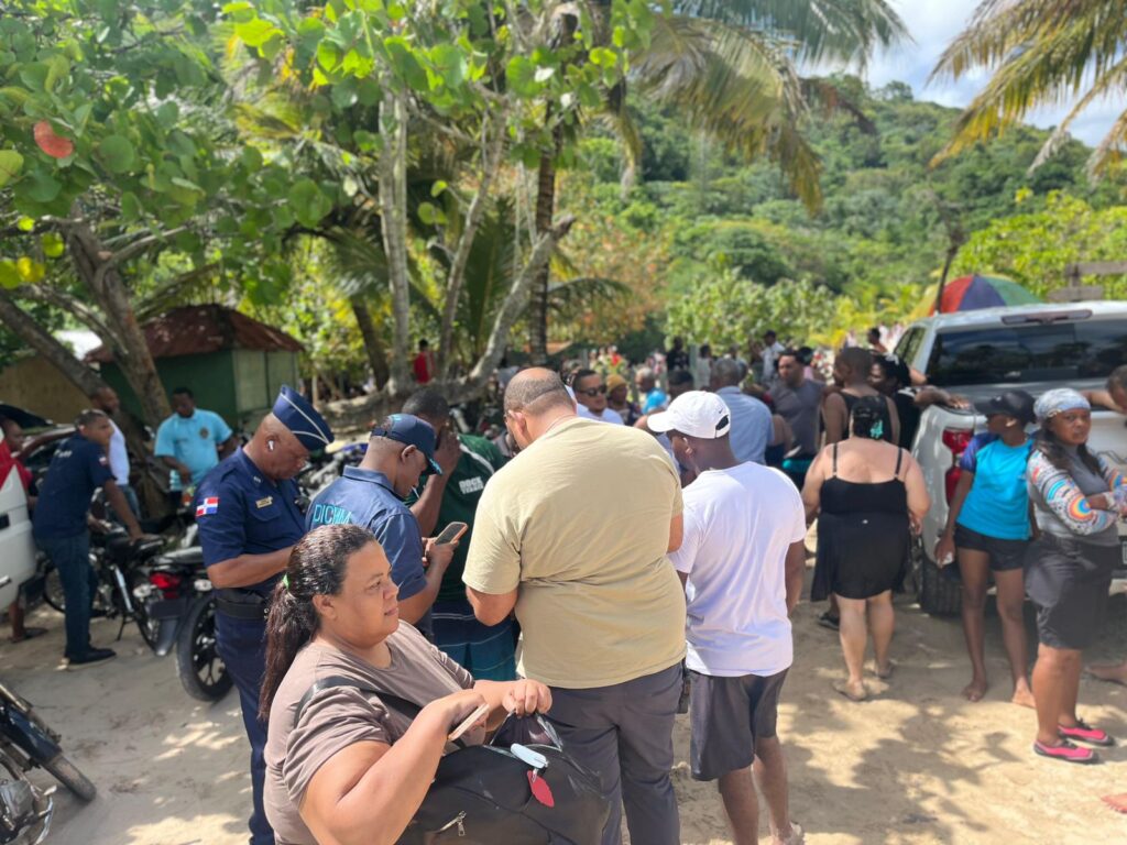 Desaparece joven en aguas de Playa Rincón, Las Galeras - Noticias de hoy en República Dominicana | De Último Minuto