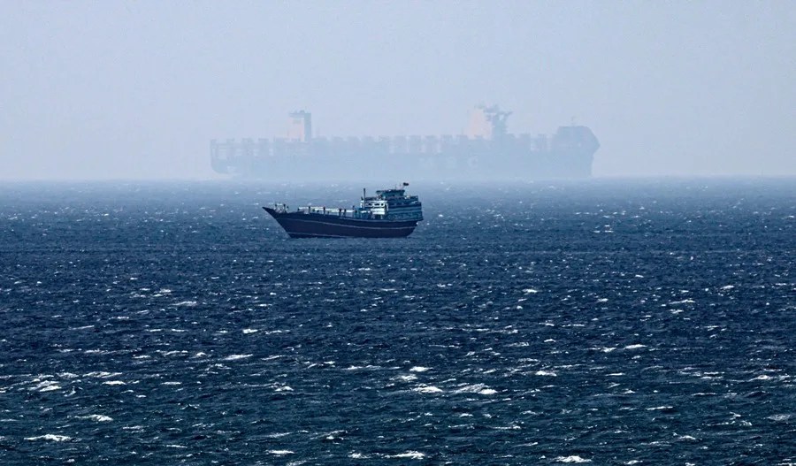 EE.UU. dice que ningún buque logra romper su bloqueo a los puertos iraníes en Ormuz