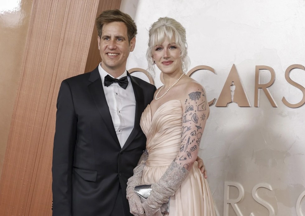 El poder de deidad de la IA: artistas alteran las leyes físicas para crear nuevos géneros