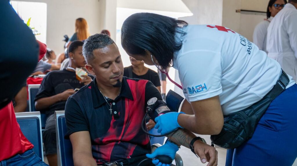 INTRANT realiza 8,084 inspecciones técnicas en paradas de autobuses y detecta 3,900 fallas | 2 | INTRANT realiza 8,084 inspecciones técnicas en paradas de autobuses y detecta 3,900 fallas - Noticias de hoy en República Dominicana | De Último Minuto