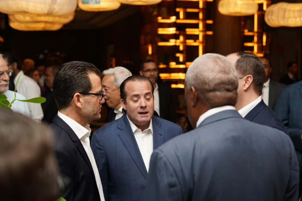 Líderes empresariales y autoridades se dan cita en los Premios Brugal Cree en su Gente - Noticias de hoy en República Dominicana | De Último Minuto