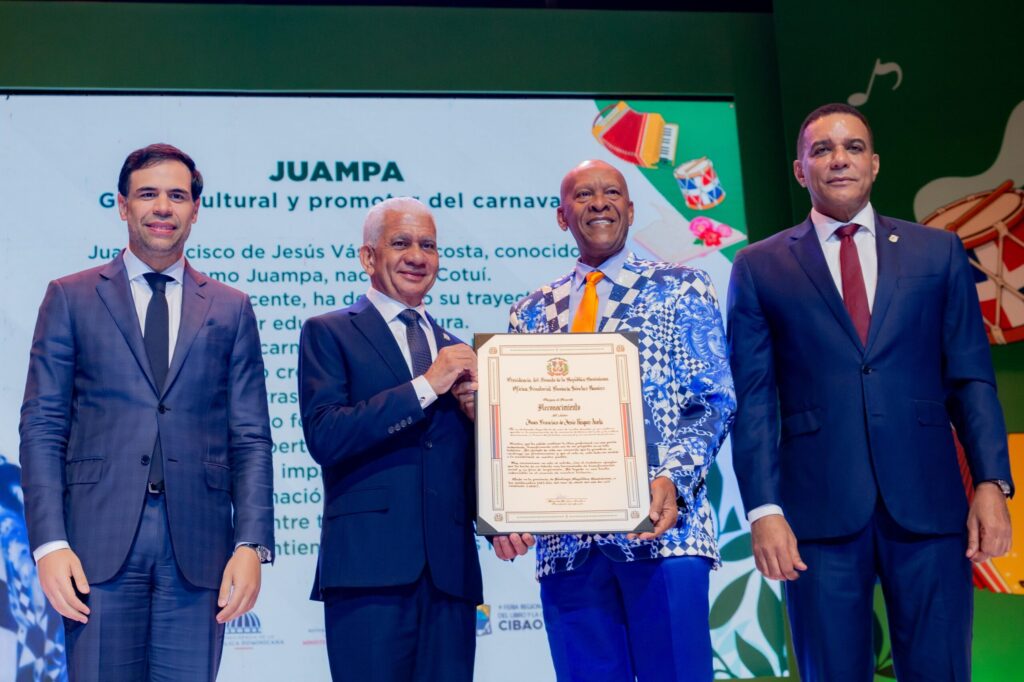 Senado reconoce en Santiago a destacadas figuras del arte y la cultura de la región del Cibao - Noticias de hoy en República Dominicana | De Último Minuto