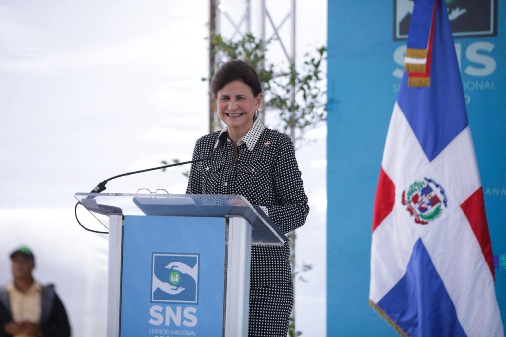 Raquel Peña y director del SNS entregan renovado hospital municipal de Castañuelas | 4 | Raquel Peña y director del SNS entregan renovado hospital municipal de Castañuelas - Noticias de hoy en República Dominicana | De Último Minuto