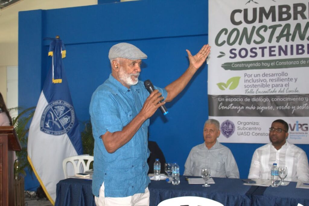 Subcentro UASD Constanza realiza con éxito “Cumbre Constanza Sostenible 2026” - Noticias de hoy en República Dominicana | De Último Minuto