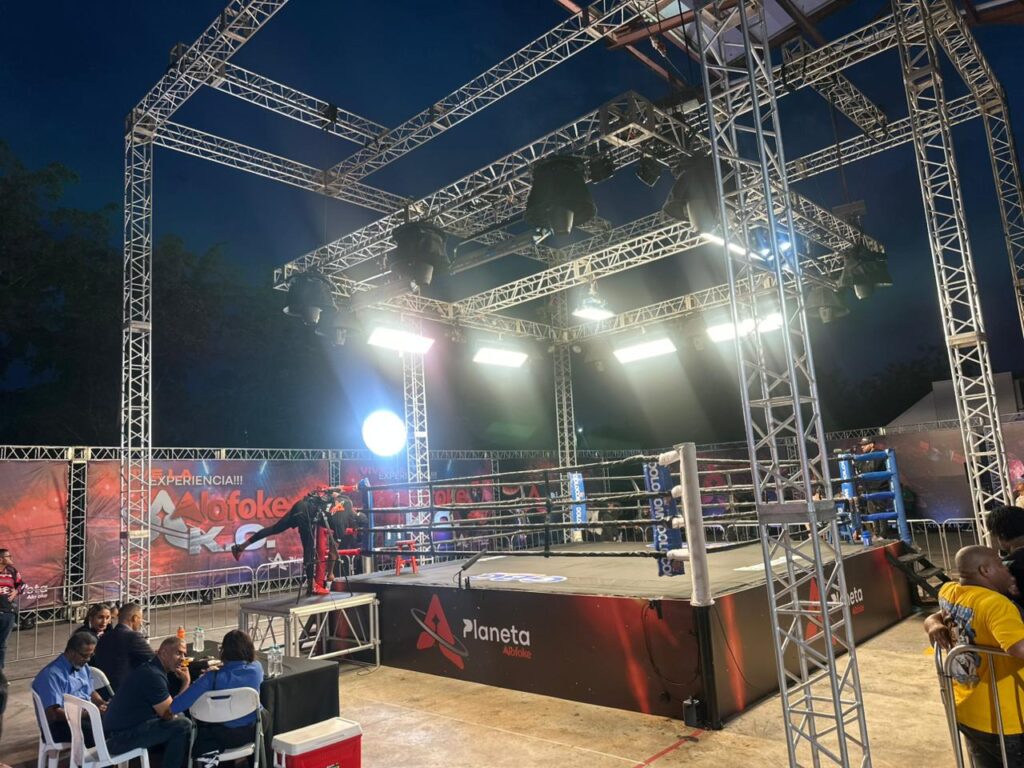 Con impresionante montaje, Planeta Alofoke celebrará esta noche esperado enfrentamiento de boxeo - Noticias de hoy en República Dominicana | De Último Minuto