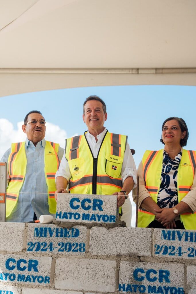 Ministro Ito Bisonó dejó iniciados los trabajos de construcción del Centro de Corrección y Rehabilitación Hato Mayor - Noticias de hoy en República Dominicana | De Último Minuto
