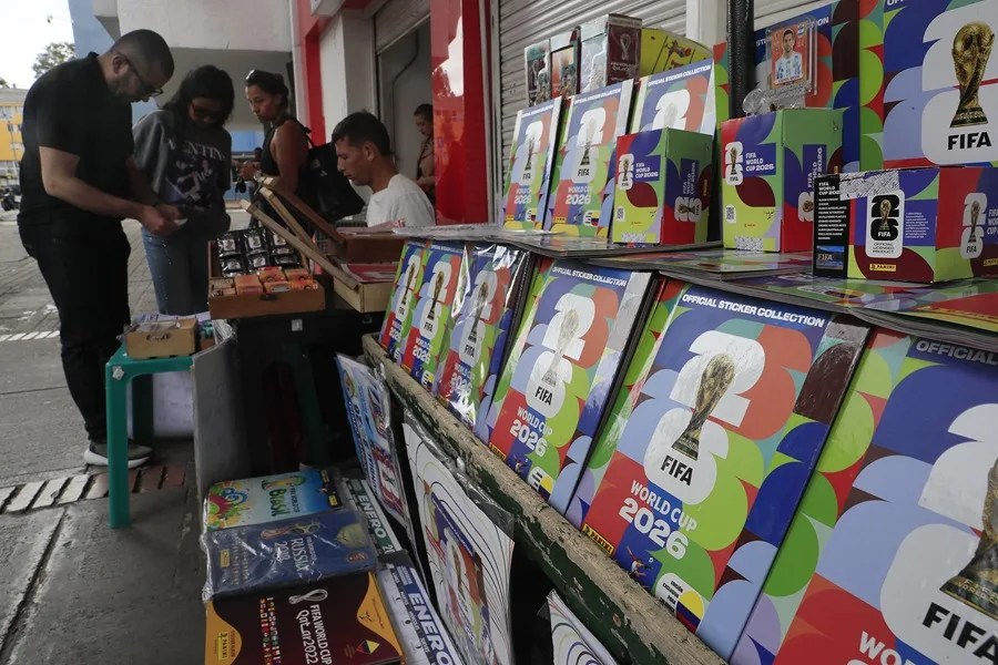 El furor por el álbum del Mundial convierte a Colombia en un gran mercado de cromos | 4 | El furor por el álbum del Mundial convierte a Colombia en un gran mercado de cromos - Noticias de hoy en República Dominicana | De Último Minuto