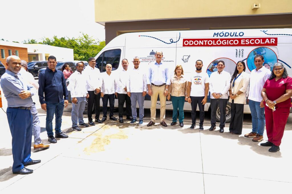 Más de 650 estudiantes reciben atenciones médicas en jornada integral del INABIE en La Vega - Noticias de hoy en República Dominicana | De Último Minuto