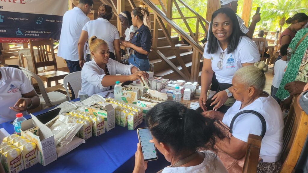 Jornada de inclusión social “Primero Tú” del PROPEEP llega a Las Galeras llevando asistencia y oportunidades - Noticias de hoy en República Dominicana | De Último Minuto