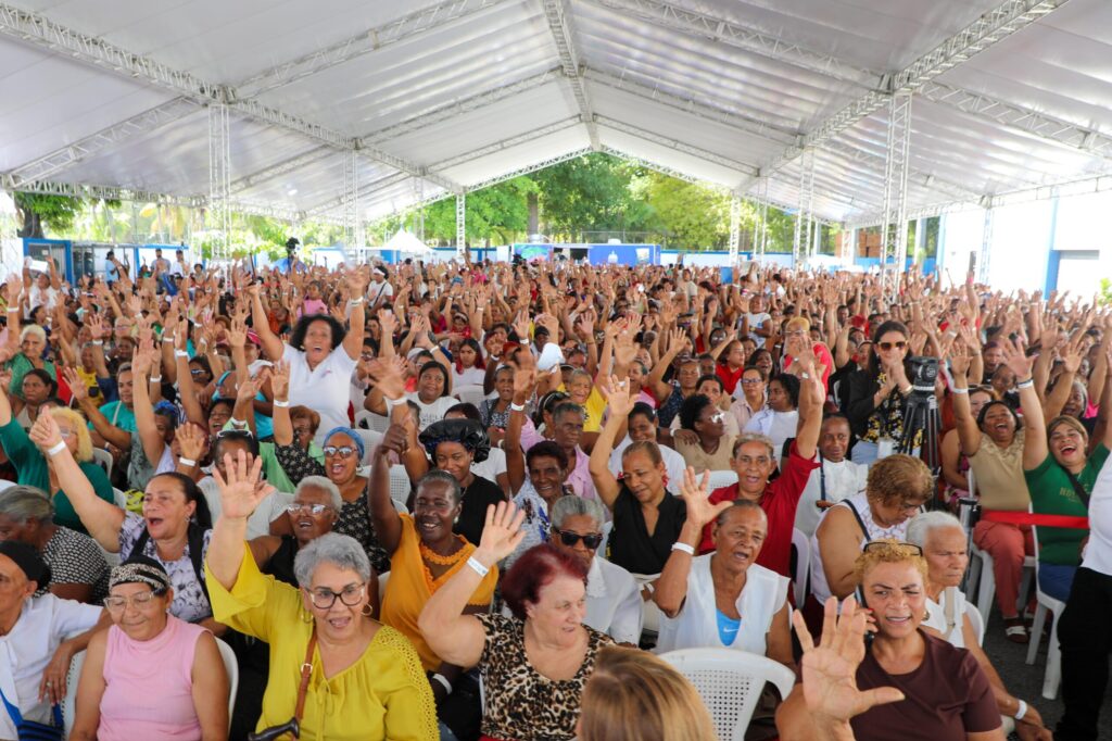 Abinader destaca sacrificio de las madres durante jornada nacional “Madres que Sostienen” - Noticias de hoy en República Dominicana | De Último Minuto