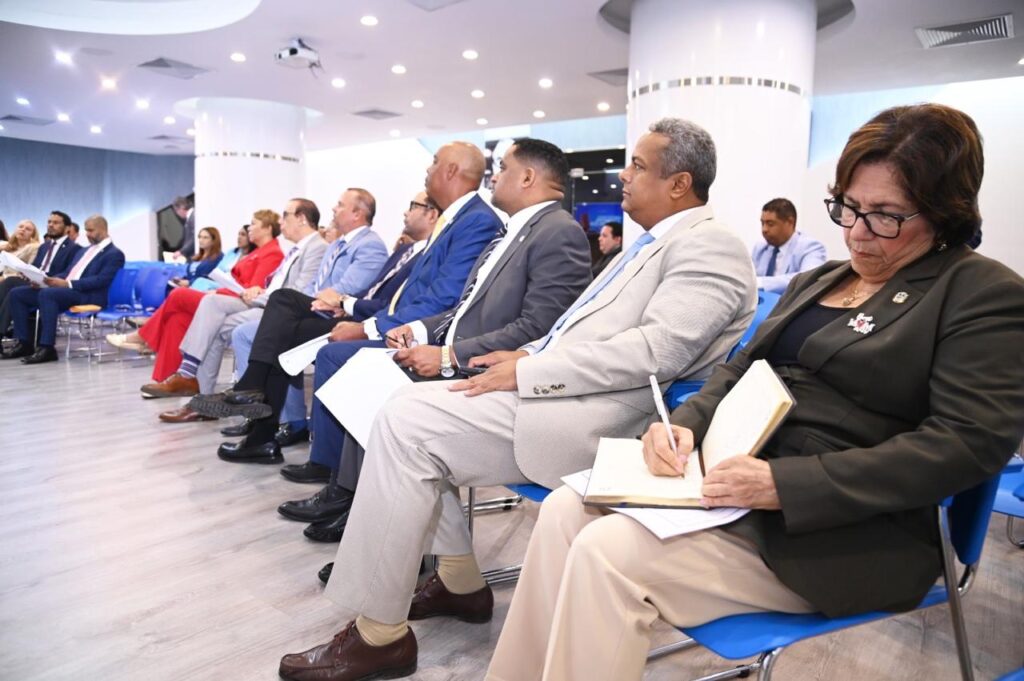 Bloque de diputados del PRM respalda prórroga de autoridades del partido - Noticias de hoy en República Dominicana | De Último Minuto
