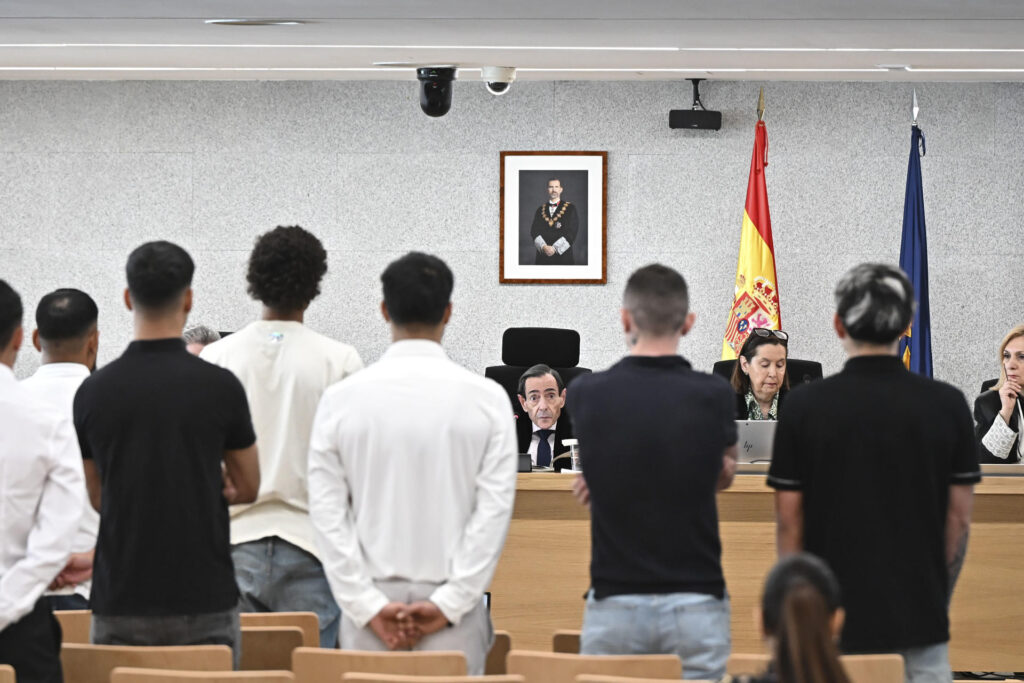 Catorce pandilleros en España confiesan haber pertenecido a la banda Dominican Don't Play | 2 | Catorce pandilleros en España confiesan haber pertenecido a la banda Dominican Don't Play - Noticias de hoy en República Dominicana | De Último Minuto