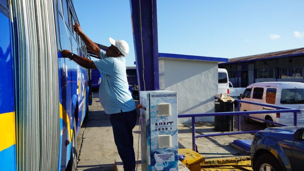 Corredor 27 de Febrero supera los 16 mil pasajeros diarios en seis días - Noticias de hoy en República Dominicana | De Último Minuto