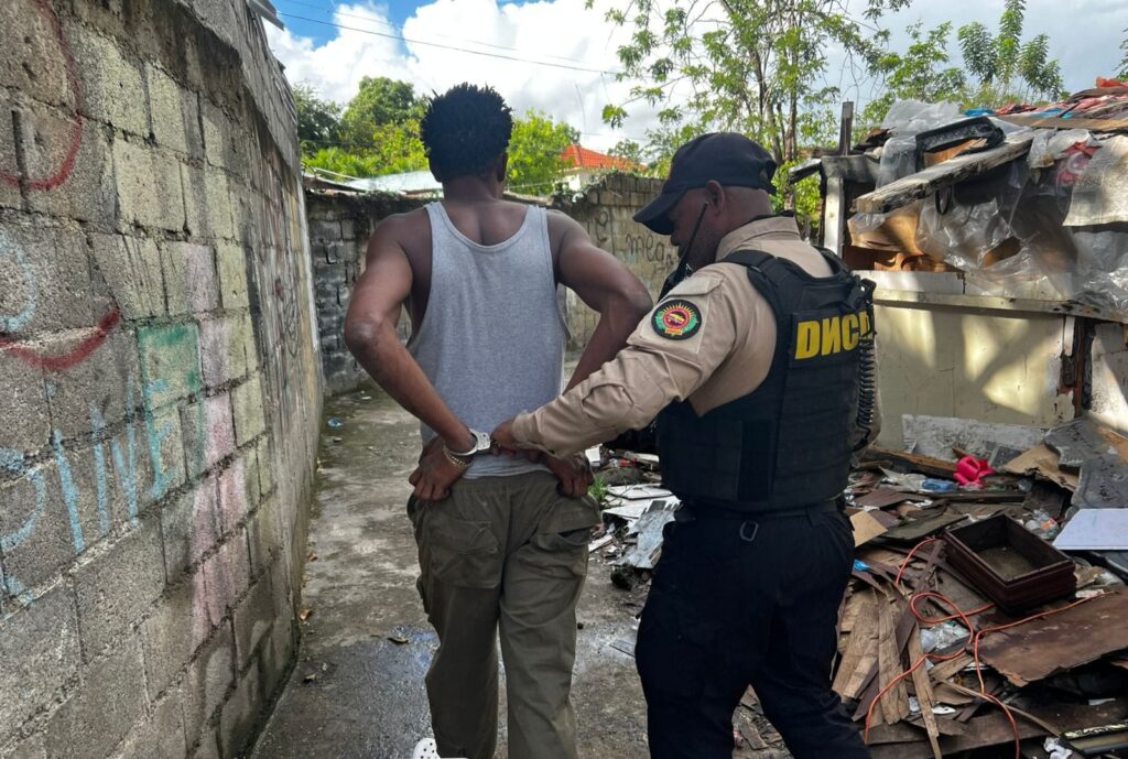 DNCD decomisa más de 783 mil gramos de drogas y 31 armas en abril - Noticias de hoy en República Dominicana | De Último Minuto