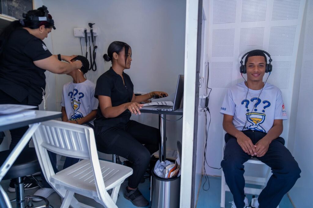 Más de 650 estudiantes reciben atenciones médicas en jornada integral del INABIE en La Vega - Noticias de hoy en República Dominicana | De Último Minuto