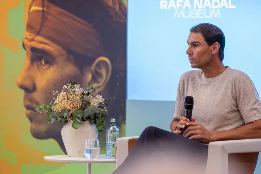 Rafa Nadal: «No estoy en el momento para involucrarme en unas elecciones» a la presidencia del Real Madrid | 4 | El extenista Rafa Nadal durante la presentación del nuevo Museo de Rafa Nadal este jueves en Manacor (Mallorca).