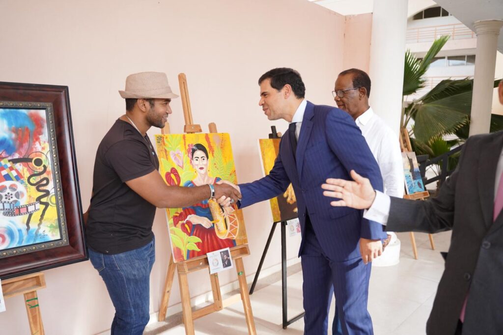 Raquel Peña y Roberto Ángel Salcedo inauguran el Primer Festival Cultural de la Región Enriquillo | 2 | Raquel Peña y Roberto Ángel Salcedo inauguran el Primer Festival Cultural de la Región Enriquillo - Noticias de hoy en República Dominicana | De Último Minuto
