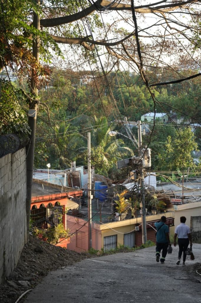 Sector La Joya sobrevive en medio de la delincuencia y el temor - Noticias de hoy en República Dominicana | De Último Minuto