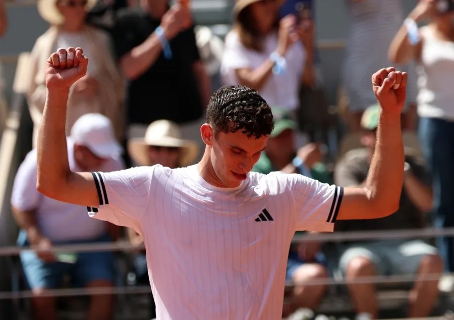 Sinner cae en Roland Garros físicamente tocado ante el argentino Juan Manuel Cerúndolo | 2 | Juan Manuel Cerúndolo.