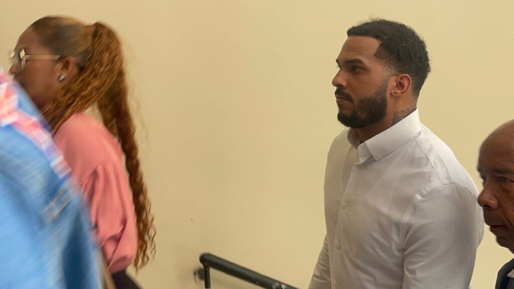 Wander Franco llega al tribunal de Puerto Plata a la espera del fallo de su nuevo juicio - Noticias de hoy en República Dominicana | De Último Minuto