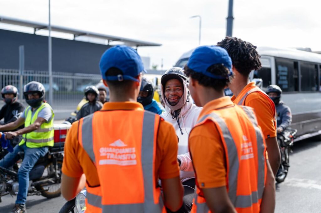 INTRANT impulsa programa “Guardianes del Tránsito” para promover la educación vial en estudiantes - Noticias de hoy en República Dominicana | De Último Minuto