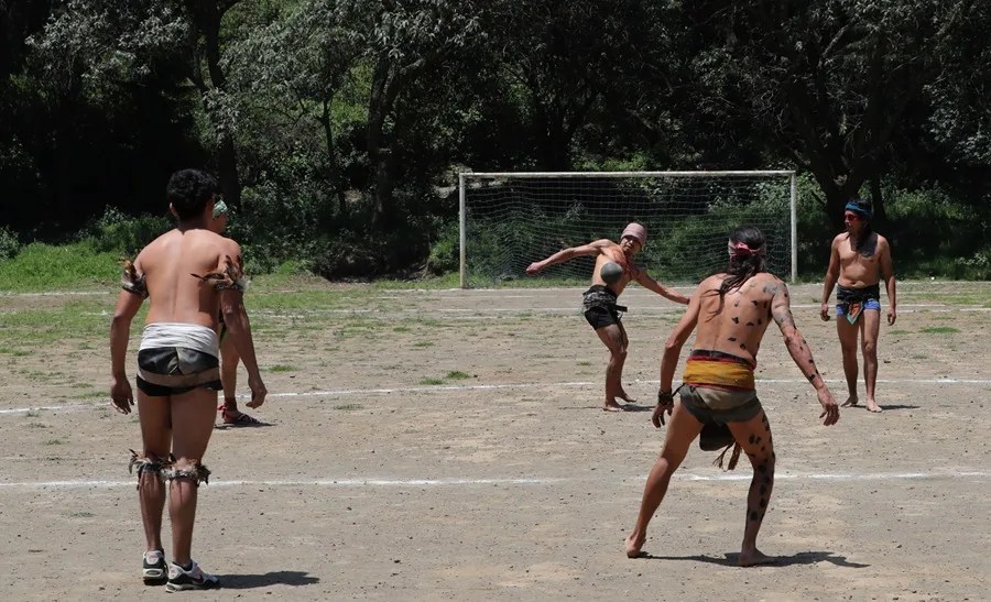La cancha de fútbol que resiste dentro de un antiguo volcán en el sur de Ciudad de México | 3 | La cancha de fútbol que resiste dentro de un antiguo volcán en el sur de Ciudad de México - Noticias de hoy en República Dominicana | De Último Minuto