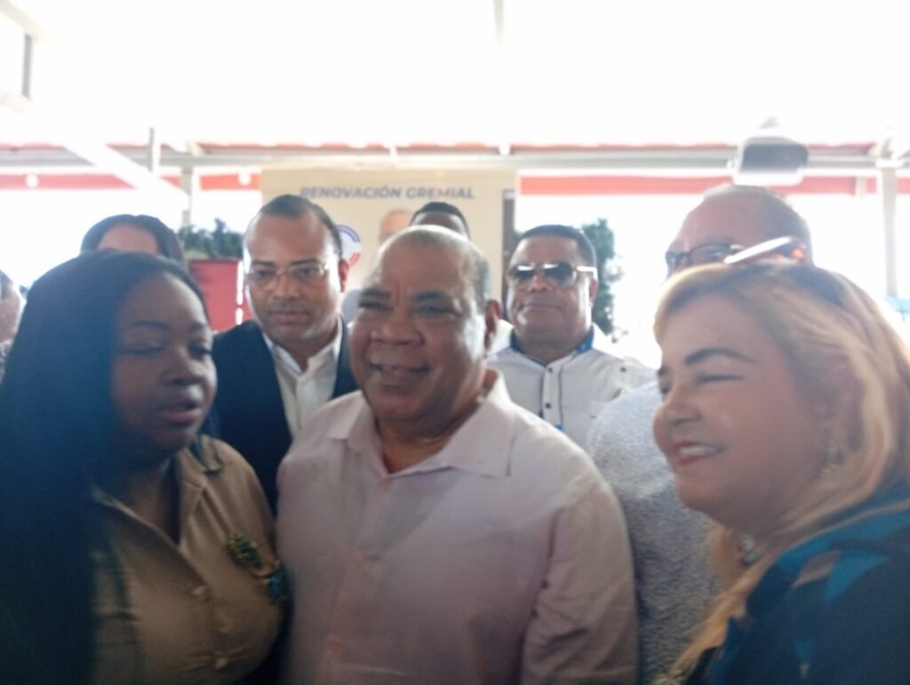 Diego Babado acepta candidatura a la presidencia del CARD | 2 | Diego Babado acepta candidatura a la presidencia del CARD - Noticias de hoy en República Dominicana | De Último Minuto