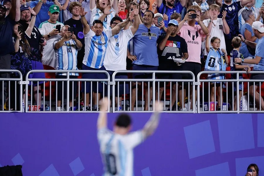 El mundo, a los pies de Lionel Messi | 2 | El mundo, a los pies de Lionel Messi - Noticias de hoy en República Dominicana | De Último Minuto