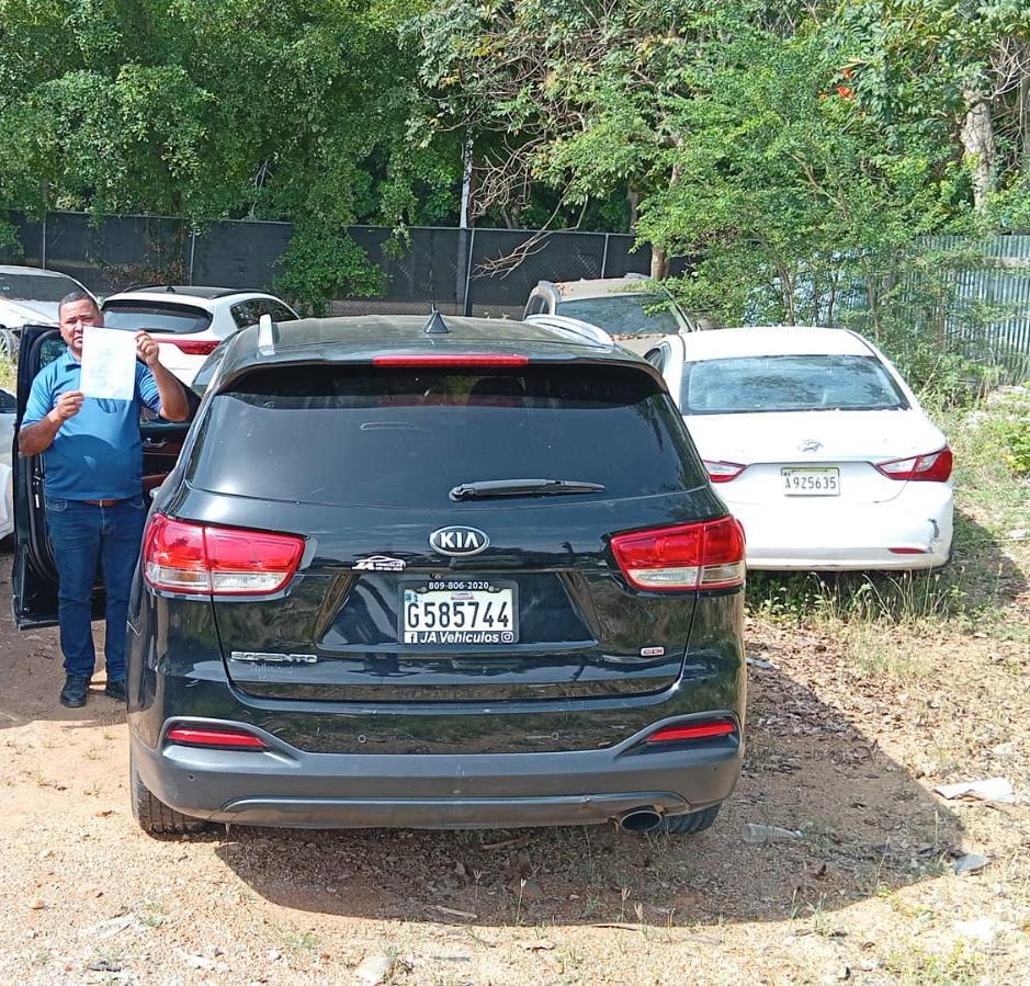 Policía recupera 11 vehículos robados en Santiago; varios fueron sustraídos mediante abuso de confianza | 3 | Policía recupera 11 vehículos robados en Santiago; varios fueron sustraídos mediante abuso de confianza - Noticias de hoy en República Dominicana | De Último Minuto