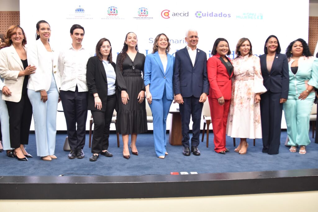Ley de Cuidados gana impulso en el Congreso con jornadas promovidas por el Ministerio de la Mujer | 4 | Ley de Cuidados gana impulso en el Congreso con jornadas promovidas por el Ministerio de la Mujer - Noticias de hoy en República Dominicana | De Último Minuto