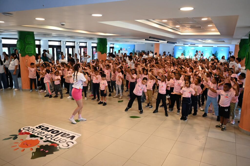 Voluntariado Banreservas inaugura campamento de verano “Sembrando Valores” con la participación de más de 1,300 niños - Noticias de hoy en República Dominicana | De Último Minuto